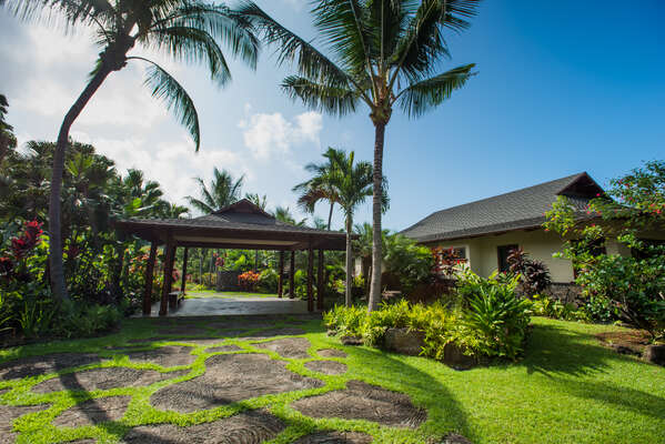 Entrance to this home for rent Kailua Kona HI.