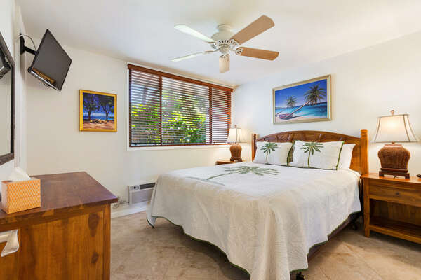Bedroom 3 with King Bed and Flat Screen TV inside our Kona Hawai'i Villa Rental
