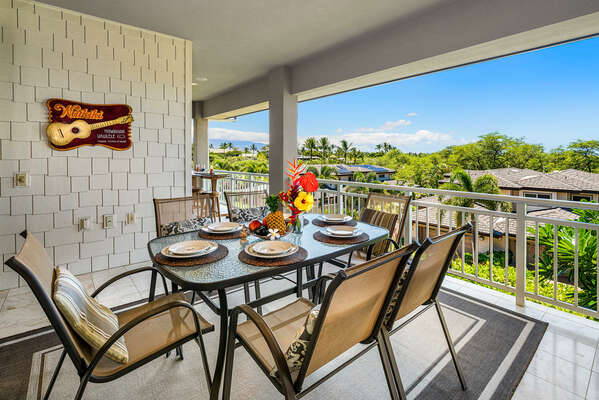 Lanai with Great Views, an Outdoor Table and Chairs