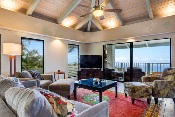 Comfortable Furniture Vaulted Ceilings And Ocean Views!