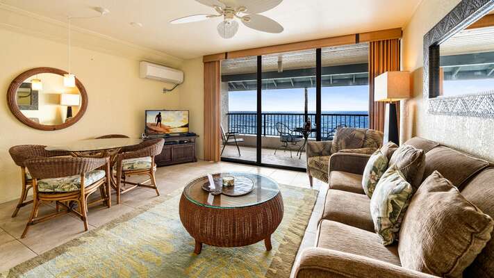 Located directly on the ocean. Ceiling fan plus AC