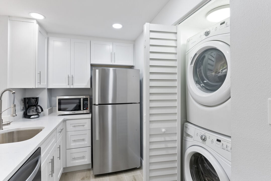 In unit washer/dryer