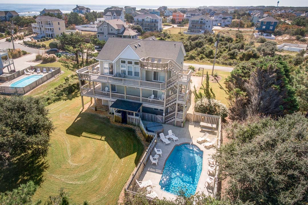 Aerial View of Pelican Pointe
