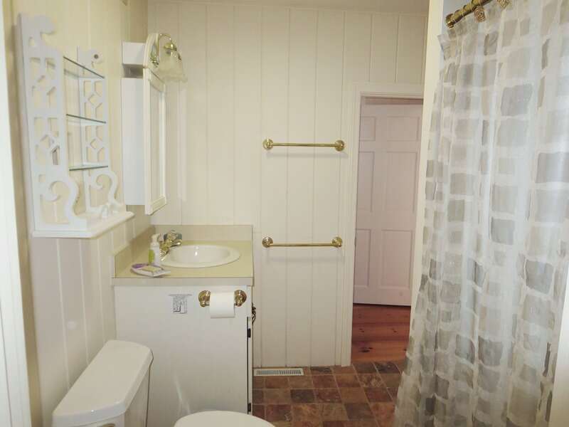 Bathroom #1. Full bathroom with a shower, has access from both the bedroom hall and hall to the TV room - 19 Old Cart Way -Chatham- Cape Cod -New England Vacation Rentals