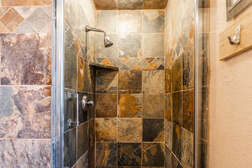 Master En-Suite Bathroom / Shower