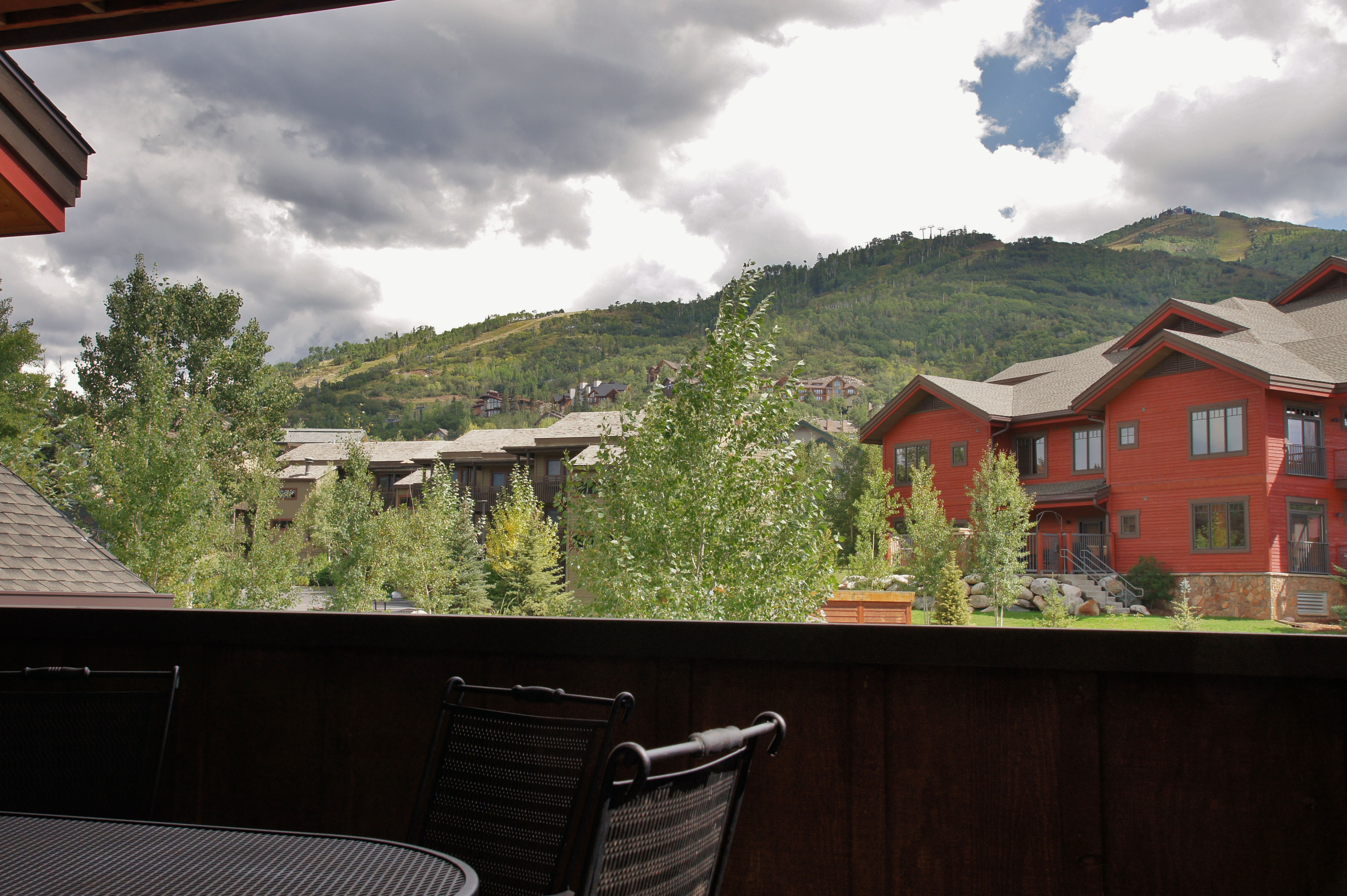 Outdoor Dining with a great ski area view