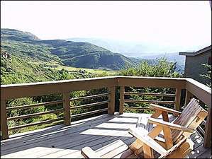 Expansive views from deck