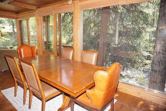 Dining Room for 6 with views of the Roaring Fork River