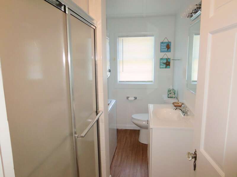 Full bath off of the hallway- 41 Whip O Will Harwich Cape Cod - New England Vacation Rentals