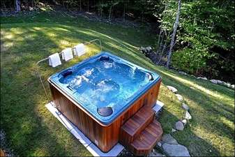 Private Out Door Hot Tub