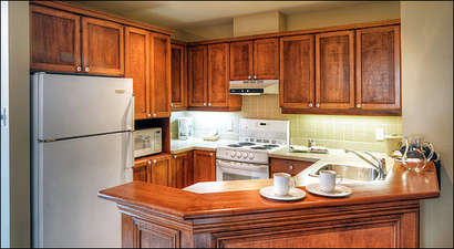 Clean Fully Equipped Kitchen