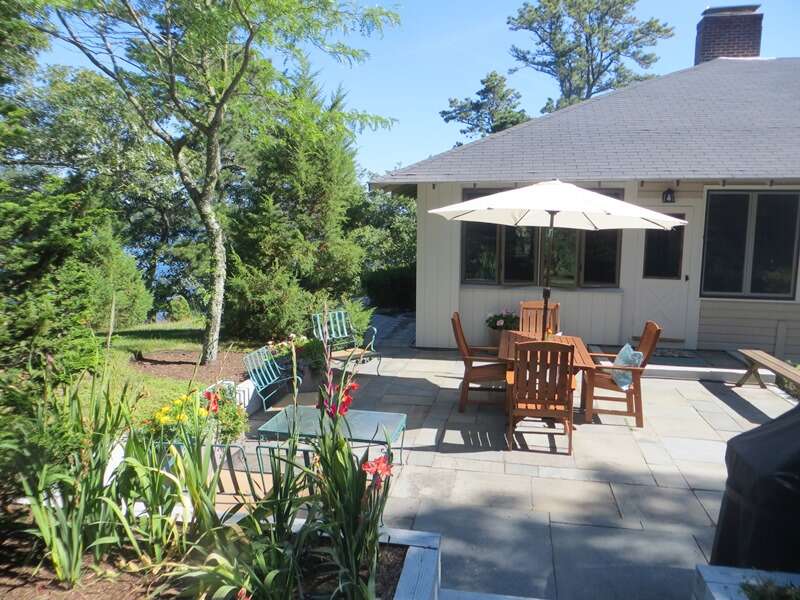 Enjoy eating outdoors in the summer sunshine-160 Long Pond Drive Harwich Cape Cod - New England Vacation Rentals