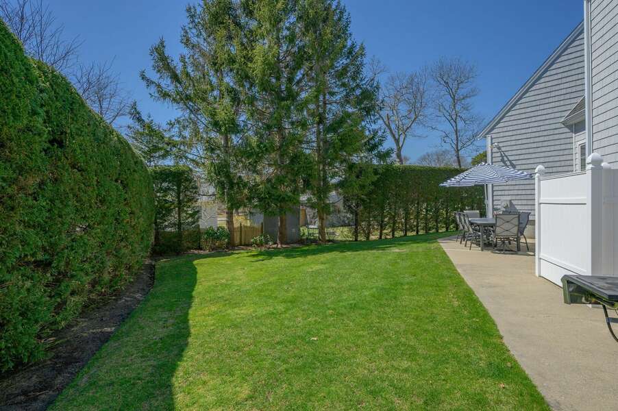 Lovely grass area for lawn games - 9 Wilfin Road South Yarmouth Cape Cod - Four Shore - NEVR