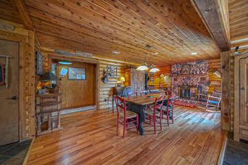 Image of Large Dining Area in Smith Mountain Lake Cabin Rental.