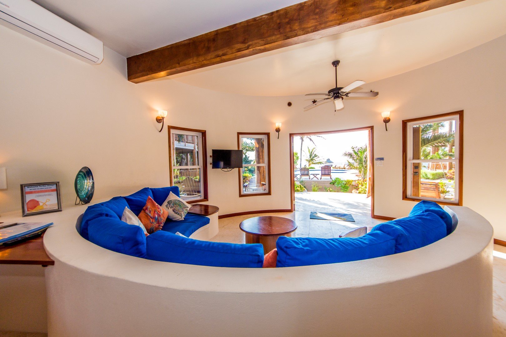 Indigo Belize 3A  Living Room with double glass doors to veranda