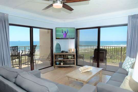 Direct ocean front, corner condo, with breathtaking views down the coast!