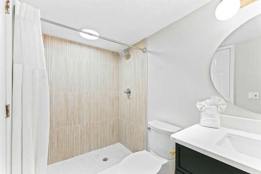 Renovated Master ensuite with walk in shower