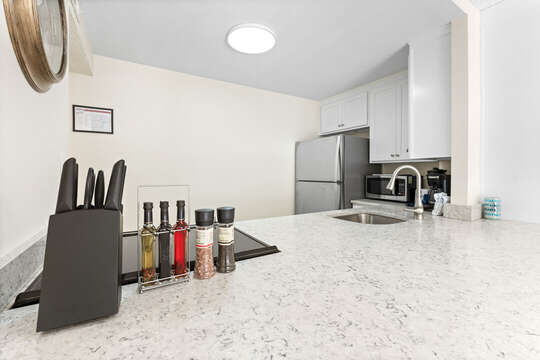 Remodeled open kitchen with every modern convenience!