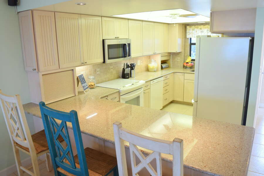 Luxurious and fully equipped kitchen