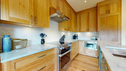Brand New Fully Equipped Kitchen