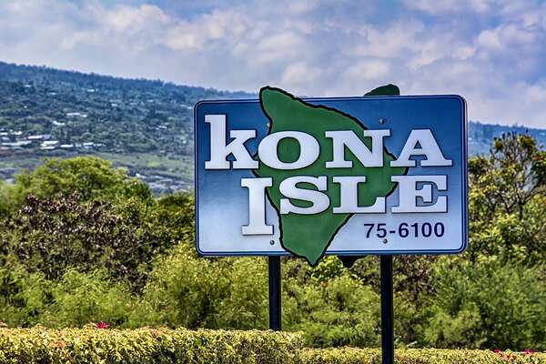 Kona Isle sign