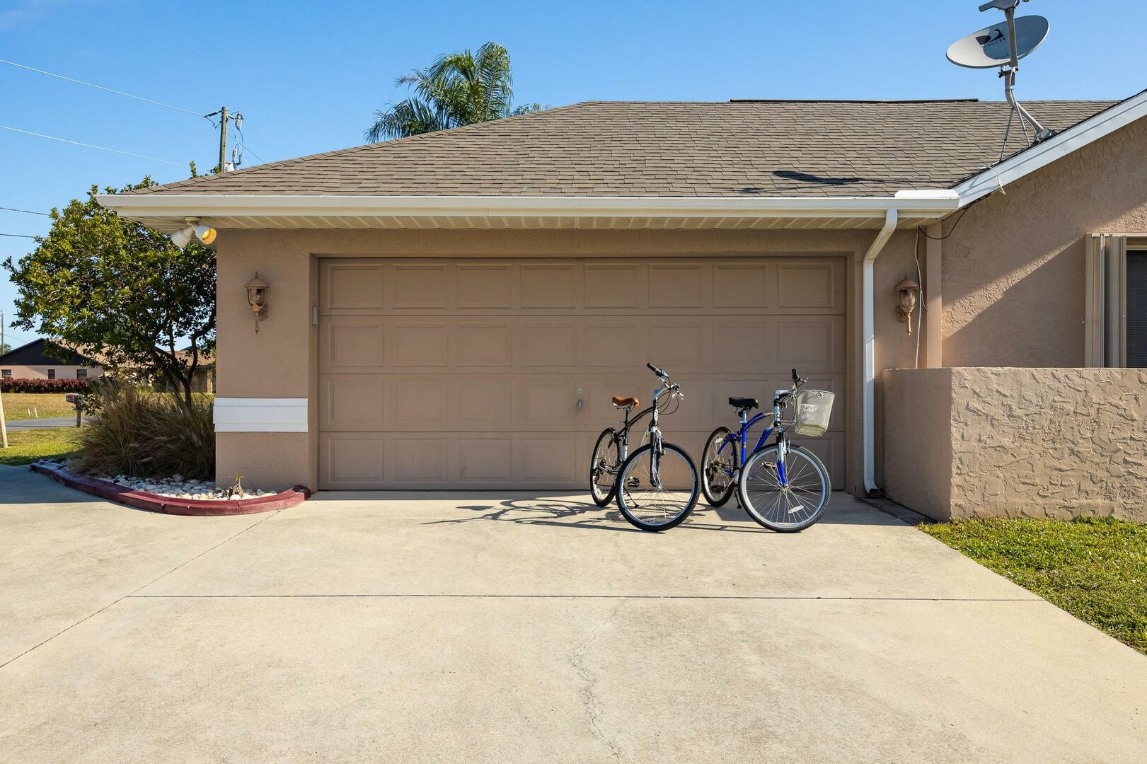 Cape coral vacation rental with bikes