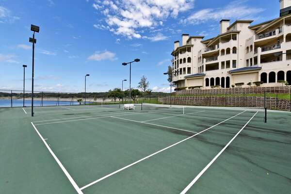 Tennis courts are lakeside!