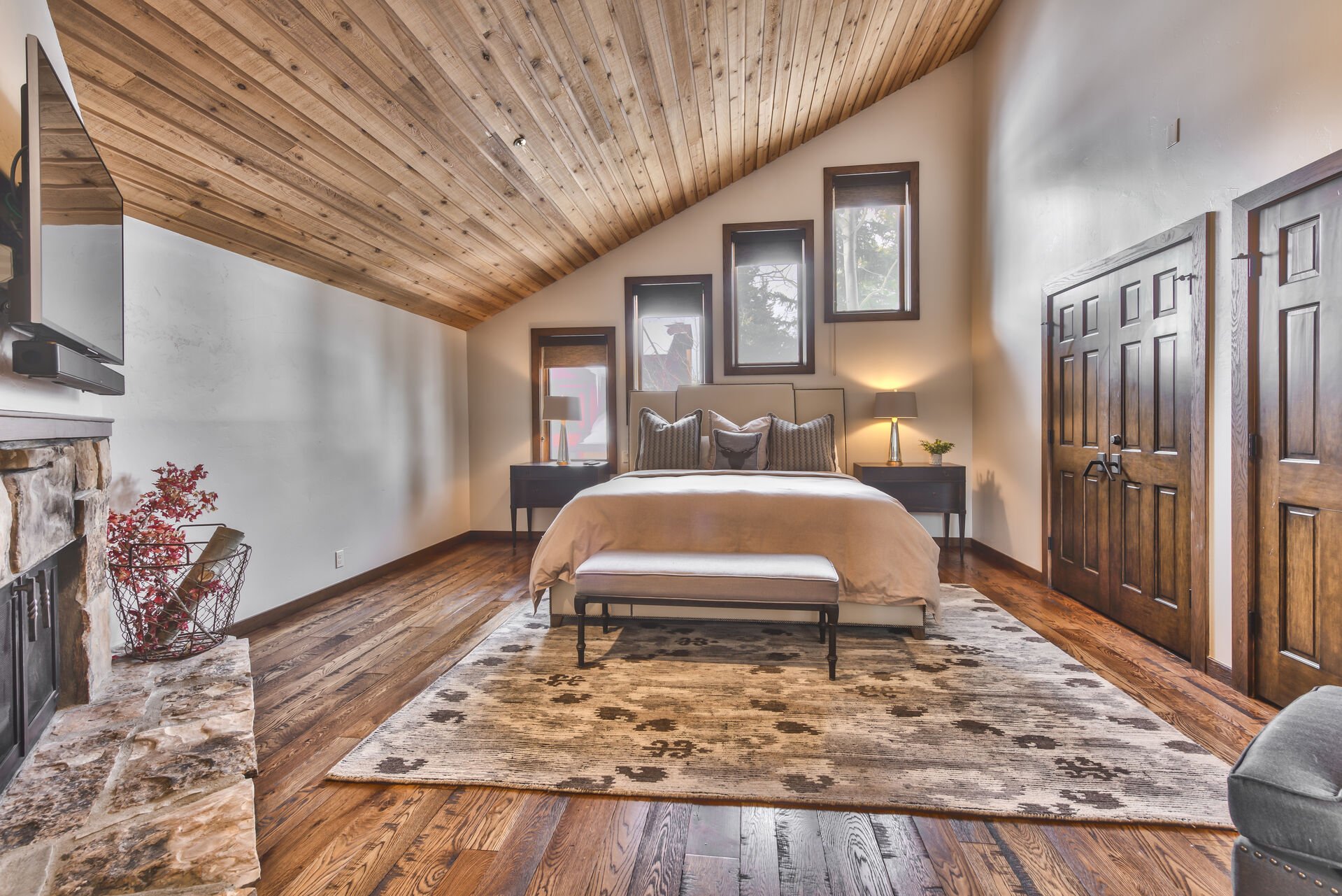 Grand Master Suite with King Bed, Smart TV, Fireplace and Wooded Views