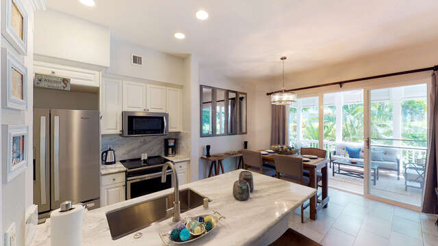 Kitchen and Dining Area in our Ko Olina Rental