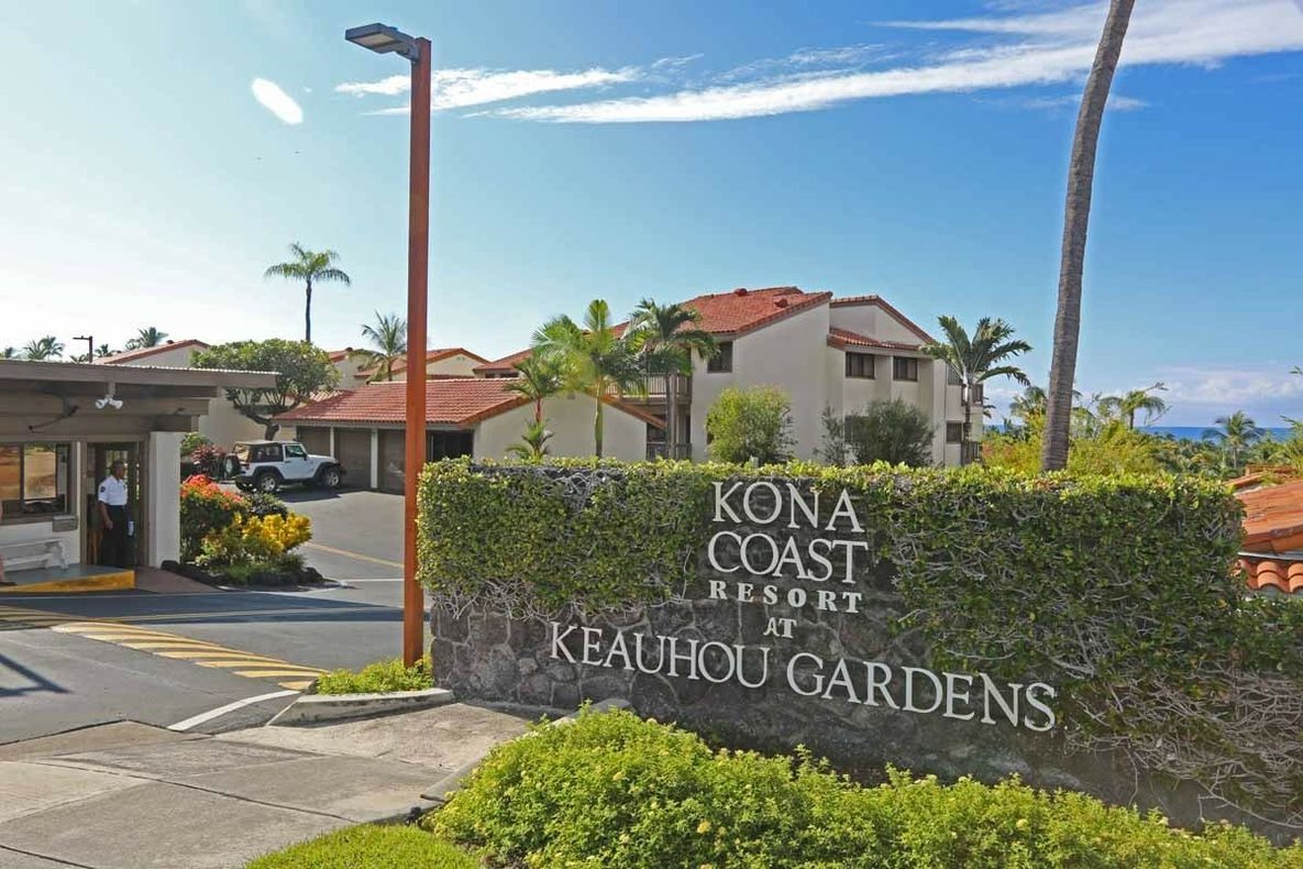 Welcome to Kona Coast Resort at Keauhou Gardens