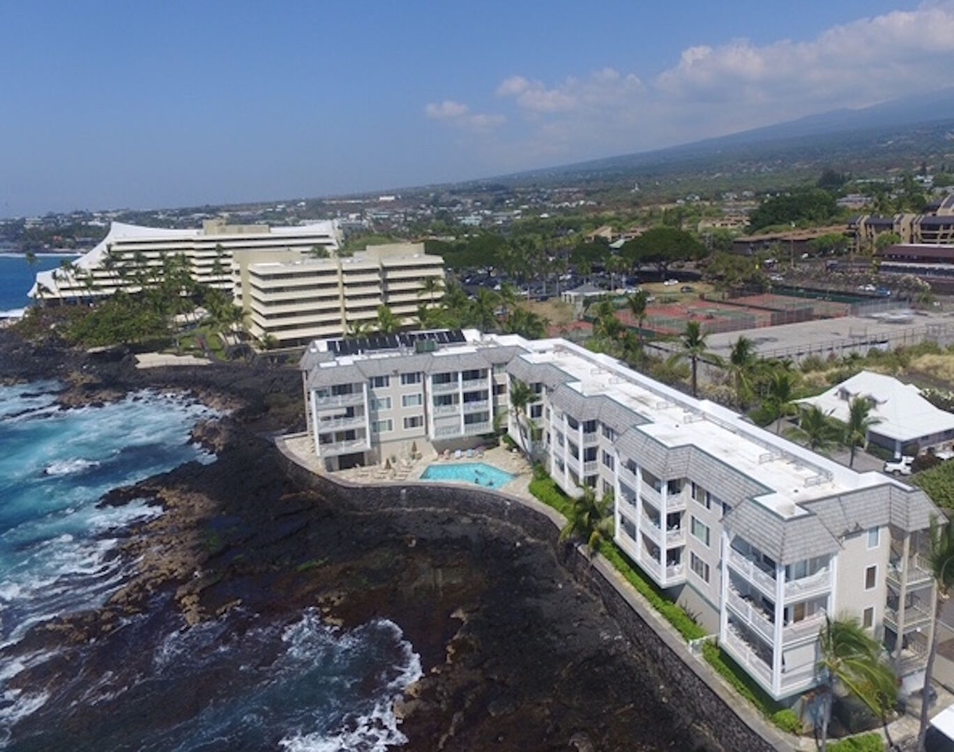 Look how close we are to town.. Just a short walk past Royal Kona resort and Huggos.