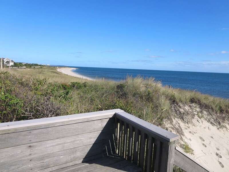 Warmer water and gentle waves on Nantucket Sound - Harwich Port Cape Cod - New England Vacation Rentals