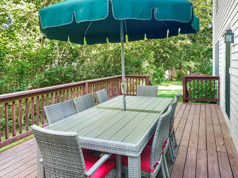 plenty of outdoor seating. 29 Ginger Plum Lane Harwich Port Cape Cod - New England Vacation Rentals