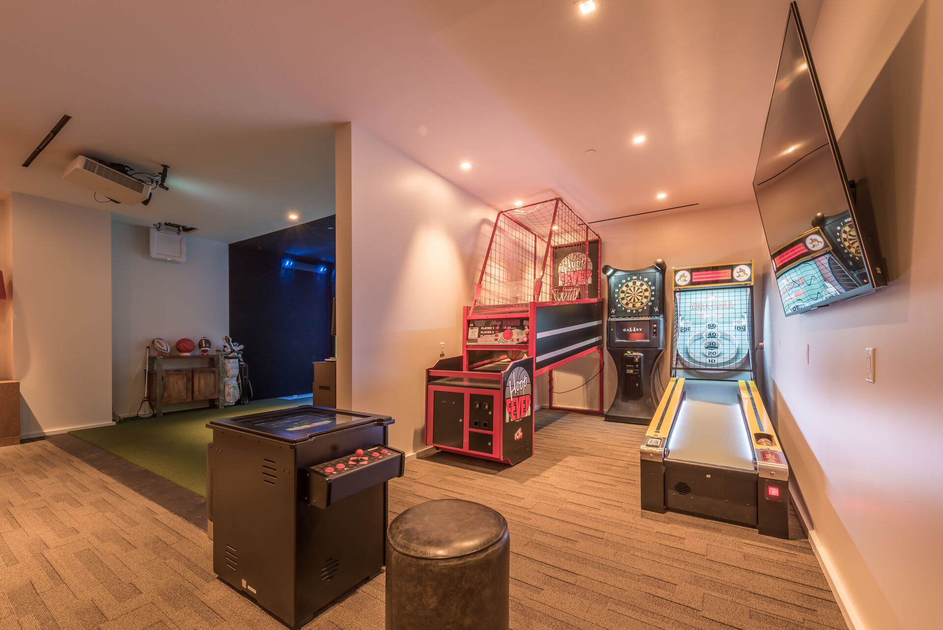 Game Room with Large Screen TV, Sports Simulator, Video Games, Basketball and Skeet Shooting