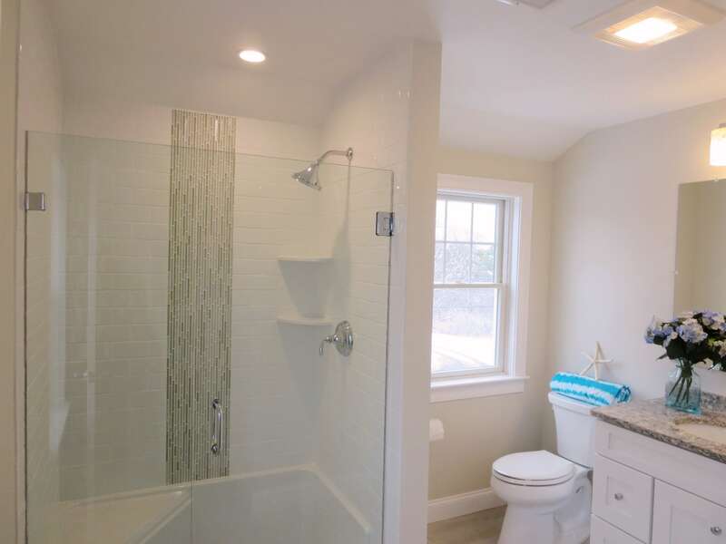 En suite bathroom with extra large walk-in shower - 1 Bayberry Lane Eastham Cape Cod - Bay Dream - NEVR