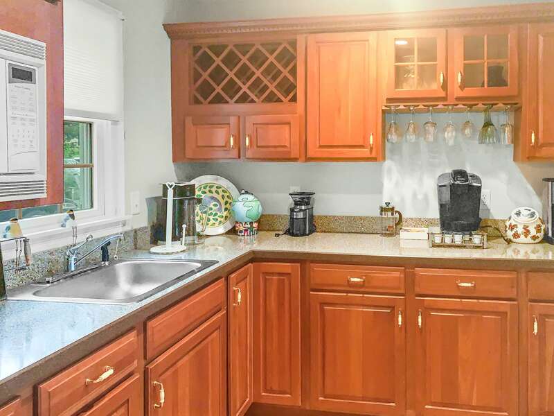 Wet bar and butler's pantry - 2 Mashpa Road Harwich Cape Cod - New England Vacation Rentals- #BookNEVRDirectHarwichFamilyTides