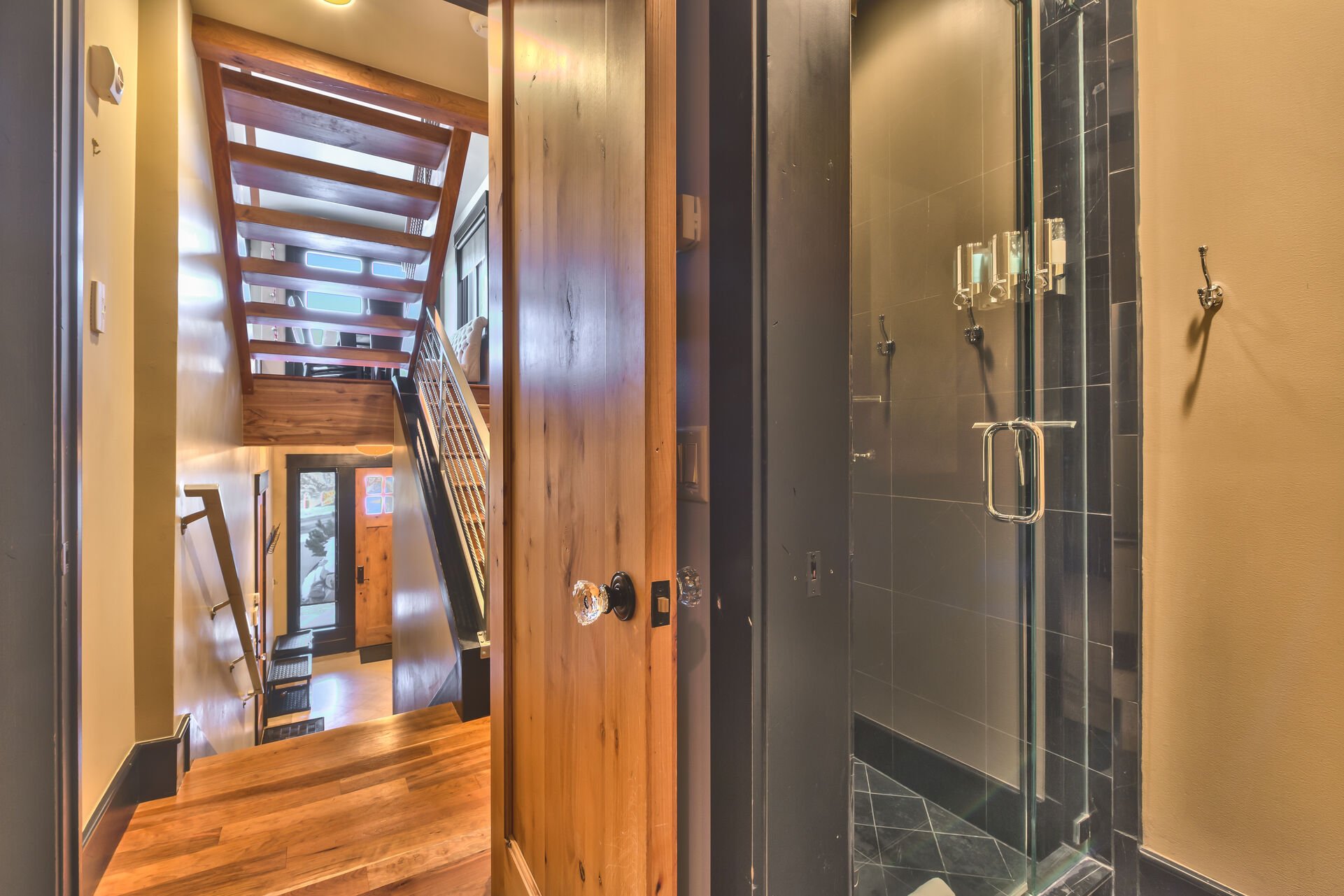 Bedroom 4 - Level 2 - Private Shower