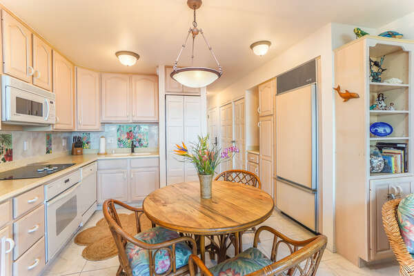 Fully Equipped Kitchen and Dining Table