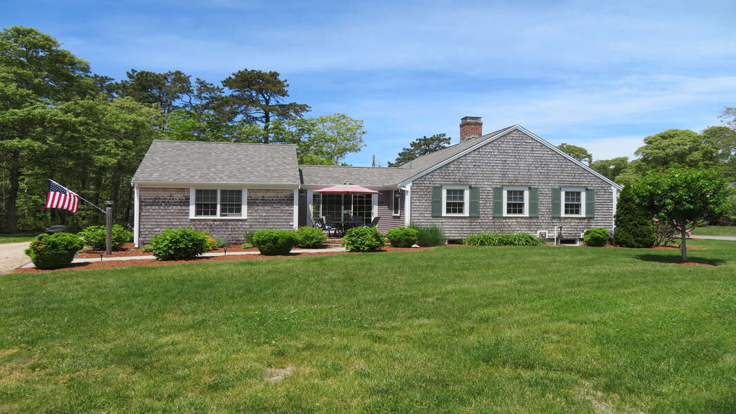 Welcome to the Monomoy Retreat - 33 Pine Grove West Harwich Cape Cod -  New England Vacation Rentals
