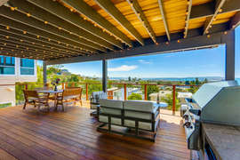 MAIN DECK LIVING WITH GAS BARBECUE AND FIRE PIT