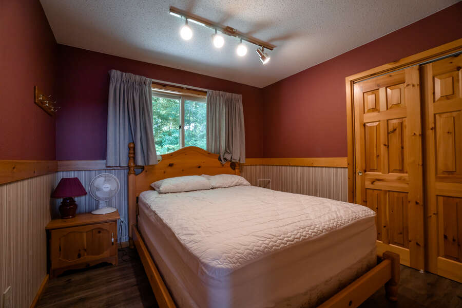 All-Star Retreat Cottage - F388 - Bedroom