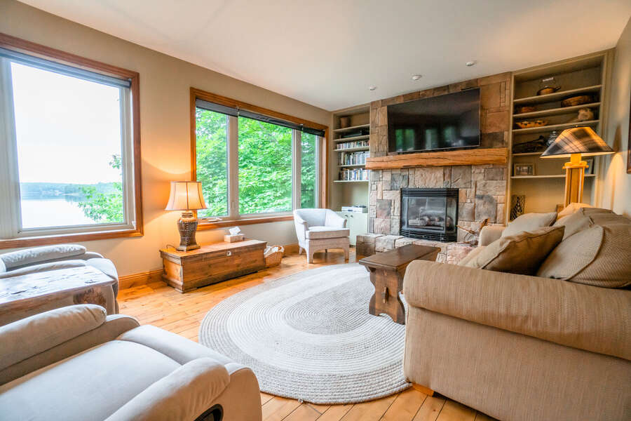 Maple Lake Cottage - F174 - Living Area