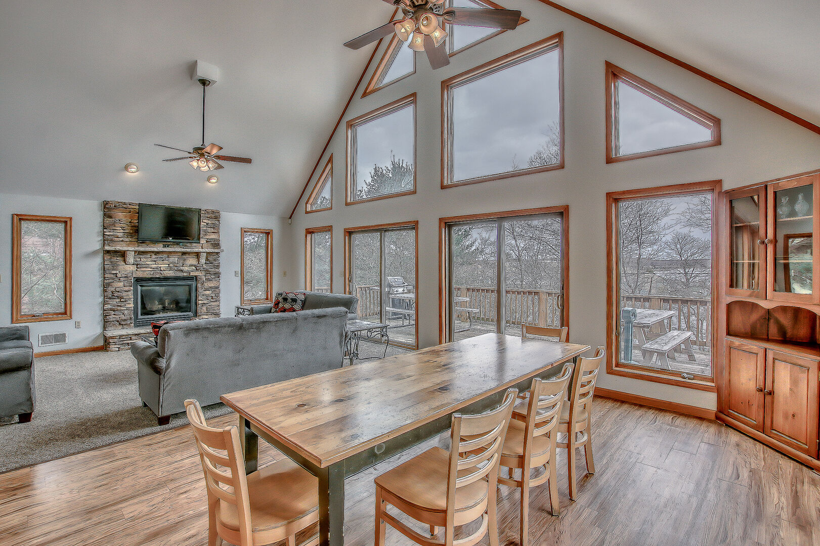 An Image of the Dining Room in Our Poconos Lake Rental.