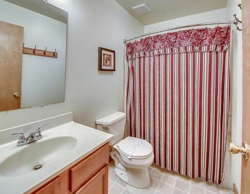 One of the Bathrooms in our Coyote Vacation Rental