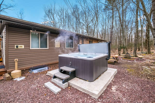 Outdoor Hot Tub of our Lake Harmony Home for Rent.
