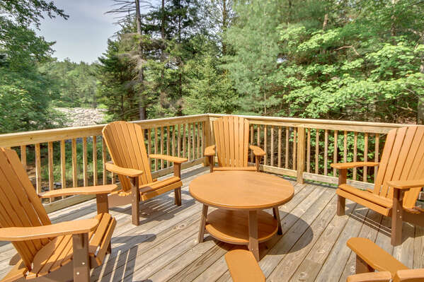 Roundtable Outdoor Seating at our Poconos Vacation Rental Home
