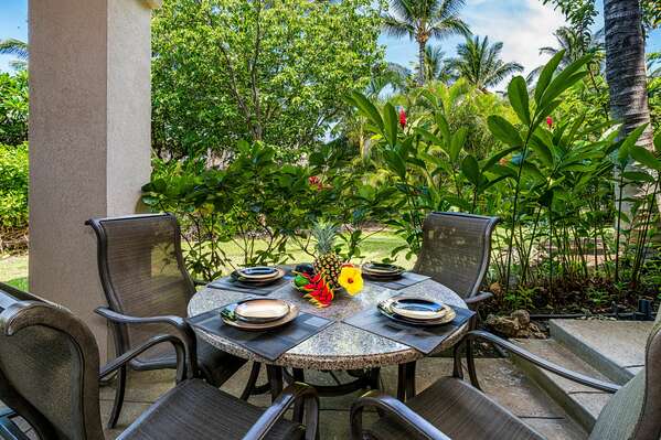 Private Lanai with Outdoor Dining