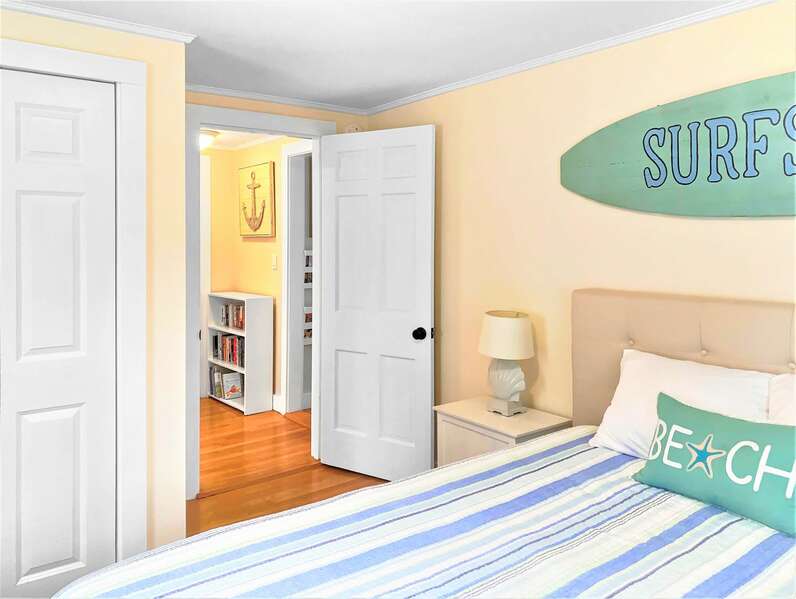 Bedroom 3 with a Queen bed and flat screen tv - 25 Grey Neck Road West Harwich Cape Cod - New England Vacation Rentals