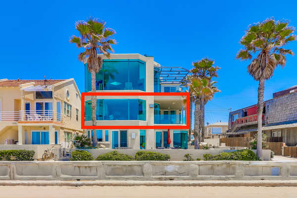 This Mission Beach oceanfront rental encompasses the second level of this oceanfront building
