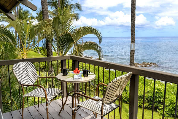 Lanai with a seating for 2 and ocean views